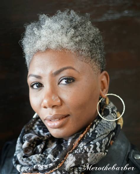 Short Natural Hairstyles With Shaved Sides And Back - From TWAs to long box braids, these are the best shaved hairstyles for black women right now