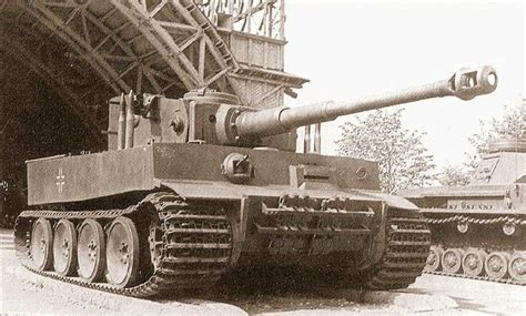 Tiger I In The Road Panther Tank Tiger Tank Tiger Ii Army Vehicles