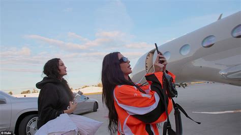 Inside Kim Air Kim Kardashian Gives Tour Of Her Dream Private Jet Complete With Cashmere