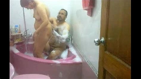 Indian Couple Taking Bath Soaping Each Other Bhabhi Fucked