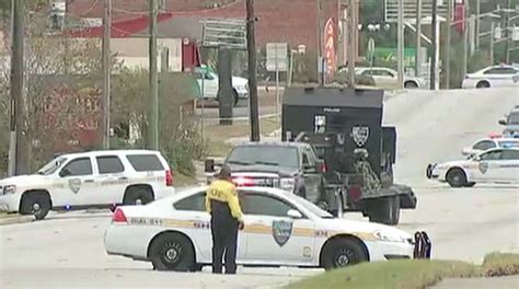 Robbery Suspect Surrenders After 11 Hostages Taken At Florida Bank