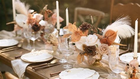 37 Rustic Wedding Table Decor Tips, Tricks & Inspirations – Ling's Moment
