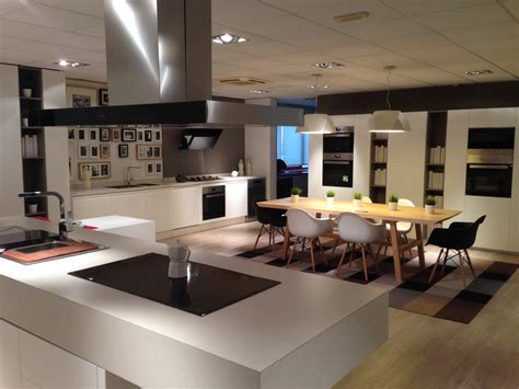 We did not find results for: File:Showroom Teka.jpeg - Wikimedia Commons