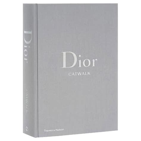 Livro Dior Catwalk The Complete Collections Five Senses Home