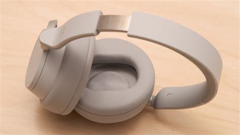 Microsoft Surface Headphones 2 Wireless Review