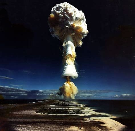 Nuclear Explosion In Pictures 4 Pics 1 
