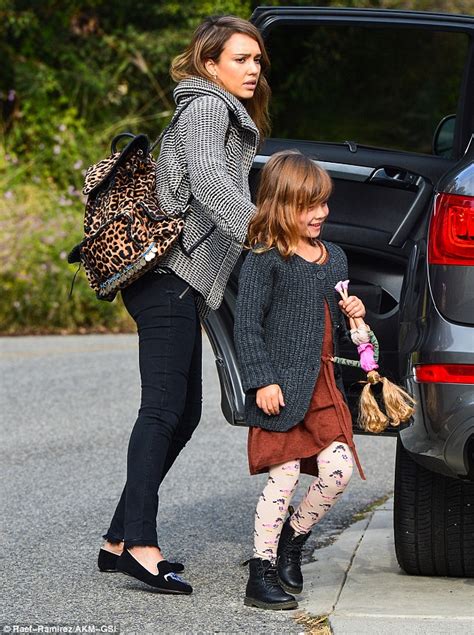Jessica Alba Dons Skinny Jeans As She Enjoys Last Minute Holiday Shopping Spree With Daughter