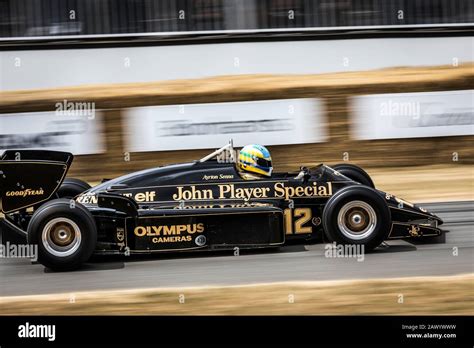 Lotus F1 98t Team John Player Special 1986 N 12 Ayrton Senna
