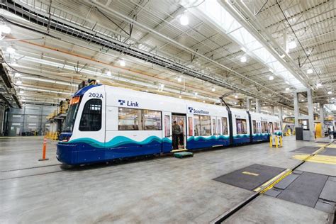 New Link Light Rail Trains Rolling Into Service Sound Transit