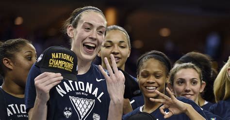 Uconn Holds Off Notre Dame To Claim Th National Title