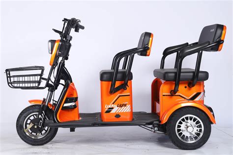 Véhicule à passagers adultes roue de bicyclette électrique trois Scooter électrique du moteur