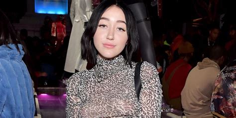 Noah Cyrus Goes Braless In A See Through Shirt At Cardi B Event