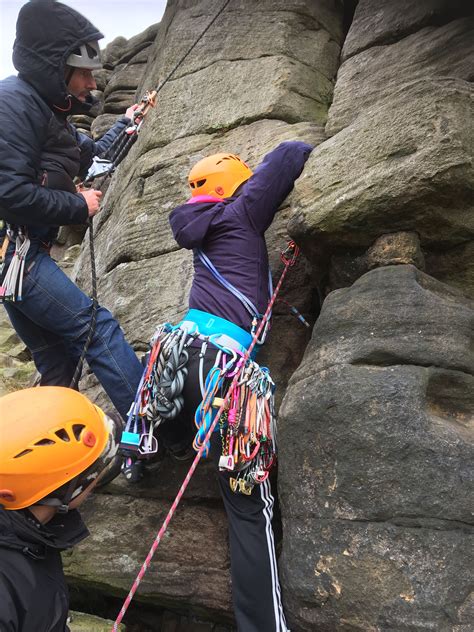 Rock Climbing Learn To Lead Course Lead Climbing Climbing Trad Climbing