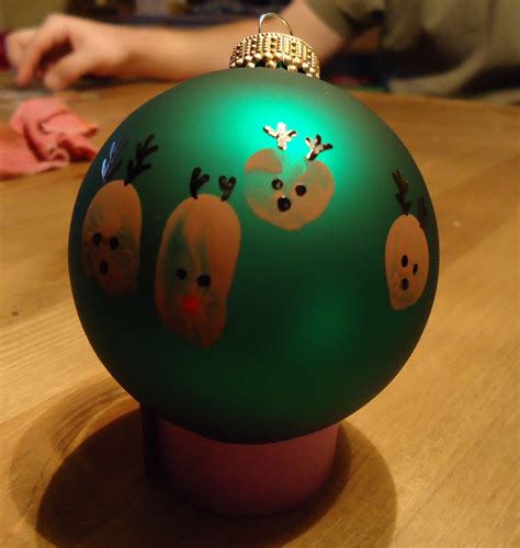 Fingerprint Reindeer Ornament Classroom Ideas Christmas Ornaments