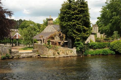 10 Of The Loveliest Villages You Can Visit In The Peak District