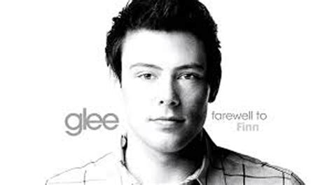 Glees Tear Filled Tribute To Cory Monteith The Roaring Times
