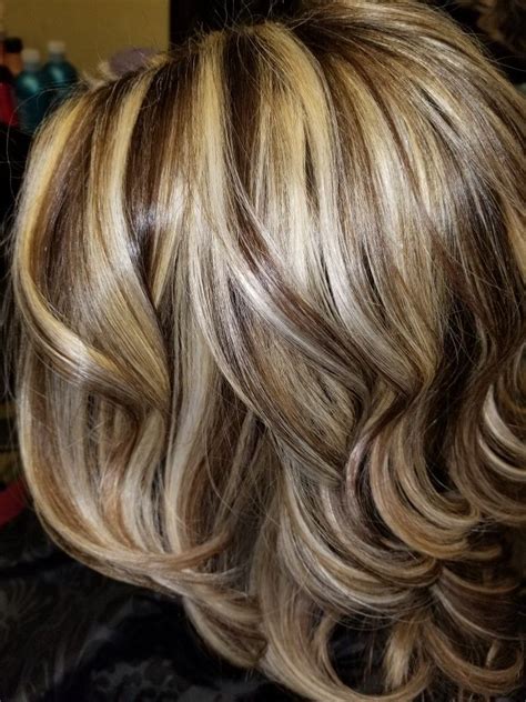 Blonde hair with highlights brown blonde hair platinum blonde hair color highlights face shape hairstyles cool hairstyles spring hairstyles medium permed hairstyles how to choose the right layered haircuts | lovehairstyles.com. #highlightsandlowlights #highlights #lowlights #layers # ...