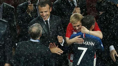 In Pics Croatian President Kolinda Grabar Kitarovic Hugs Macron