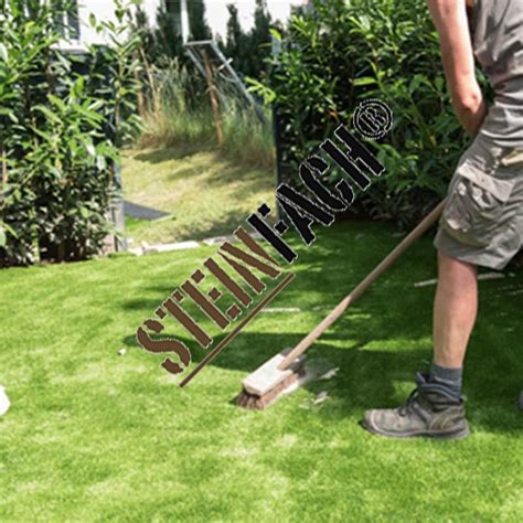 Mount the sandpaper to a long sanding board for large, flat. Infill Sand (Artificial grass) | Steinfach.com