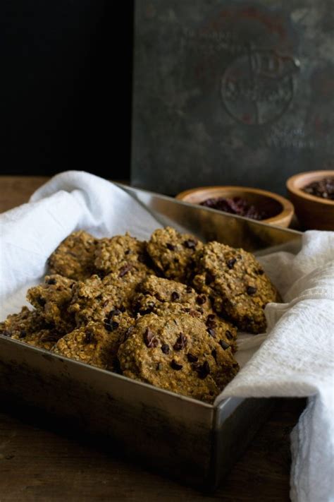 Looking for some insanely good superfood cookies with immune boosting benefits? Vegan Superfood Cookies with Hemp Seeds, Oats, Cacao Nibs ...
