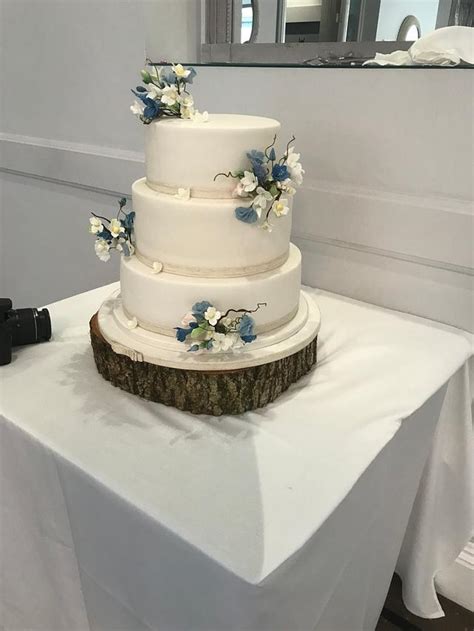 Check spelling or type a new query. Flower posy's wedding cake - cake by Penny Sue - CakesDecor