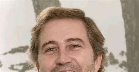 Confira galeria de charges publicadas todos os dias na folha joão montanaro. Rubrica de Paulo Olavo Cunha - 'A caução dos membros dos ...