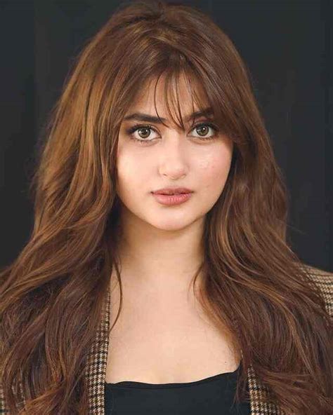 Who Is Sajal Ali Sister Saboor Aly Husband Name Instagram Height