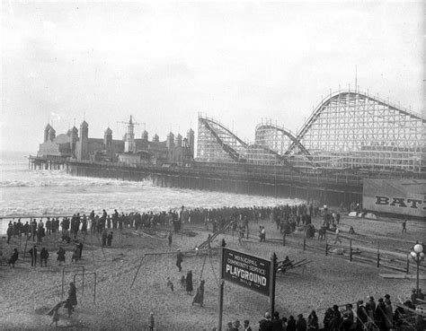 Roller Coaster At The Pier In Santa Monica California In 1923