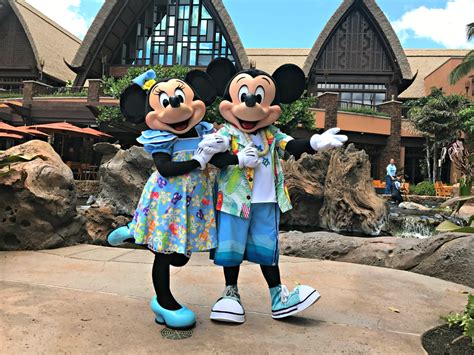 There's a restaurant on site. Tips for meeting characters at Disney's Aulani - Between ...