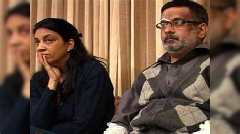 Aarushi Murder Female Dna Found On Talwars Clothes Says Expert Firstpost