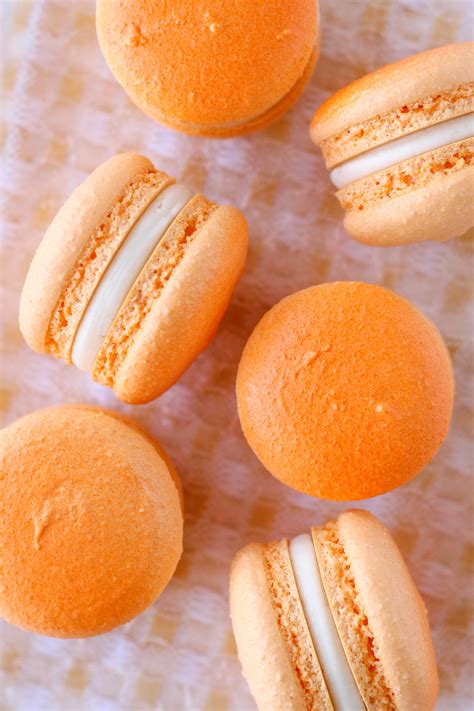 9 Easy Ways To Decorate Macarons Bakes And Blunders