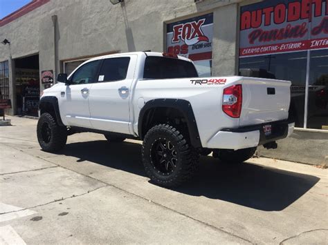 2016 Tundra, 7.5" lift, 37's, 20's - Extreme Motorsports