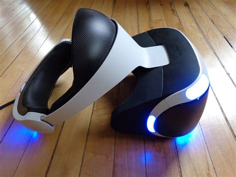 ^ joshua topolsky demonstrates sony's project morpheus. You can use your PSVR without a TV, and it's actually ...
