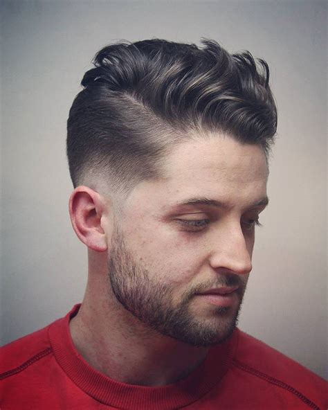 Hairstyles have become a very important part of grooming and getting ready even for men, as well we see a huge variety of different haircuts and variations in men's hairstyle 2020 around ourselves. 2020 herr frisyrer