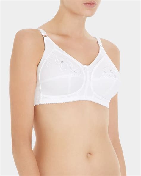 Dunnes Stores White Total Support Bra