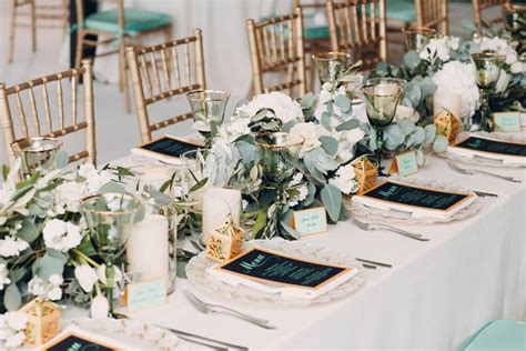 What Are The Pros And Cons For Assigned Seating For Your Wedding
