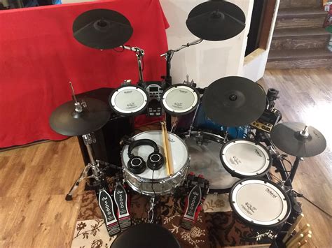 my hybrid set up r drums