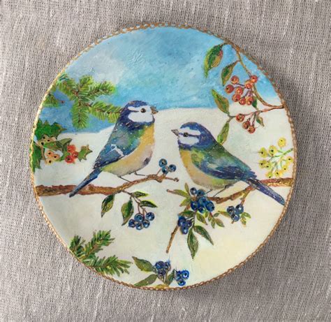 Features a unique design and hand painted finish, this decorative plate will add a special touch to your living space. Winter Bird Plate With Hanger. Decoupage Technique Made Wall | Etsy | Winter bird, Love birds ...