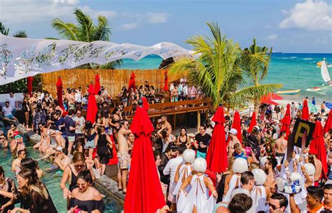 Les Meilleurs Beach Clubs à Playa Del Carmen En 2024