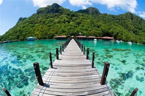 10 Pulau Tercantik Di Malaysia Yang Wajib Anda Terokai Port Cuti