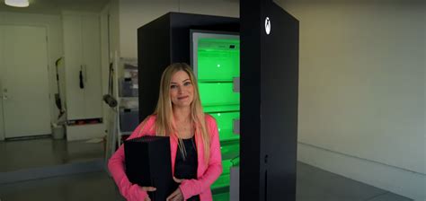 Xbox Series X Fridge Is Now Real And Snoop Dogg Has One