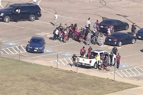 4 People Injured In Texas High School Shooting