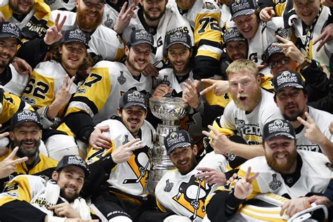Pittsburgh Penguins Win 2nd Straight Stanley Cup Title With 2 0 Win