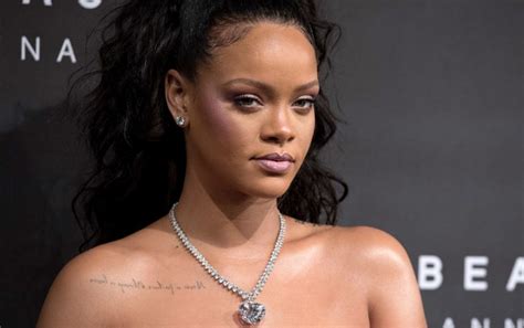 Rihanna’s Fenty Beauty Is A Social Media Success Story The Fader