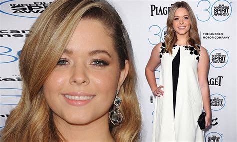 Pretty Little Liars Sasha Pieterse Stands Up To Body Shamers Who