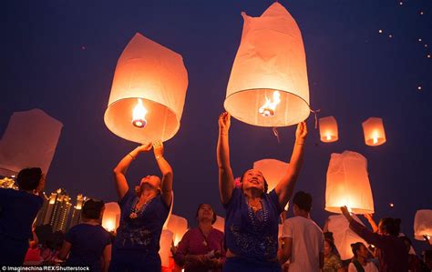 Dai New Year Celebrations Provide Wonderful Image Of Paper Lanterns
