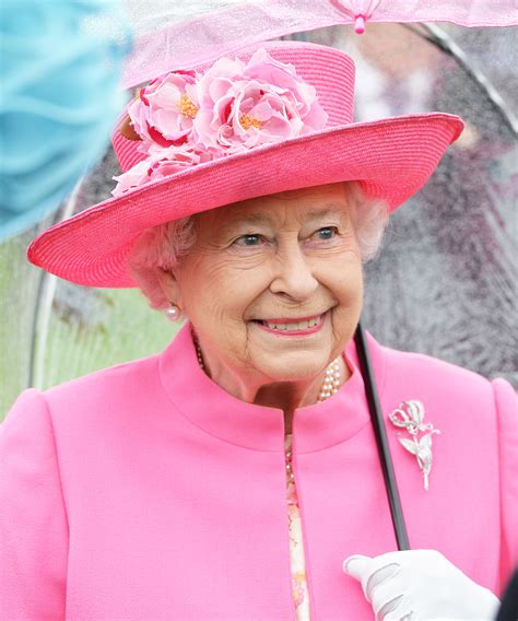 Married to prince philip, duke of edingburgh, they have four children together with the eldest, prince charles, prince of wales, next in line to the throne. Queen Elizabeth Cute Pink Umbrella | InStyle.com