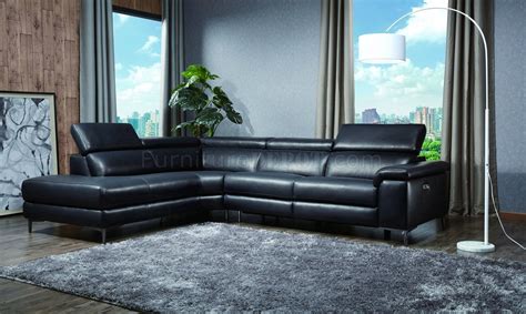 Axel Power Motion Sectional Sofa In Black By Beverly Hills