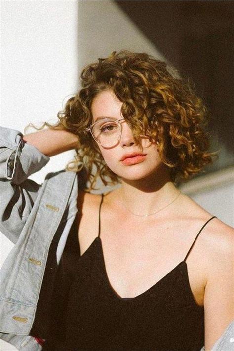 115 Chic Curly Hairstyles To Make You Look More Charming Page 1