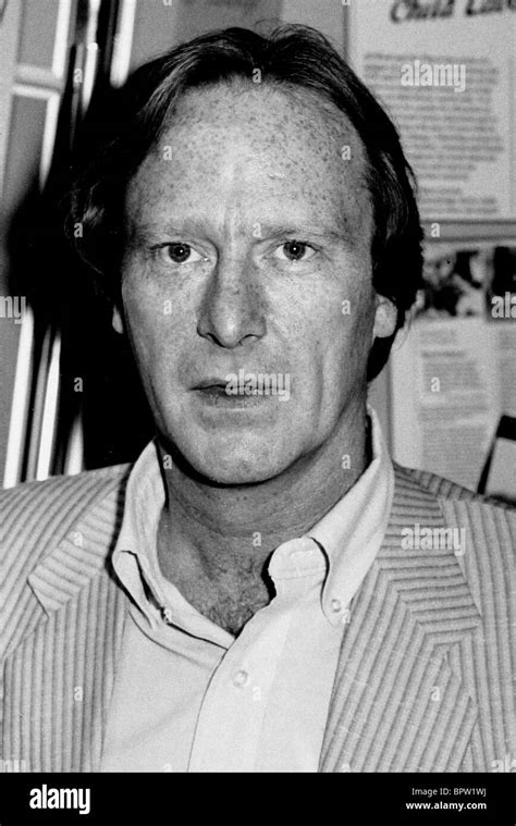 Dennis Waterman High Resolution Stock Photography And Images Alamy